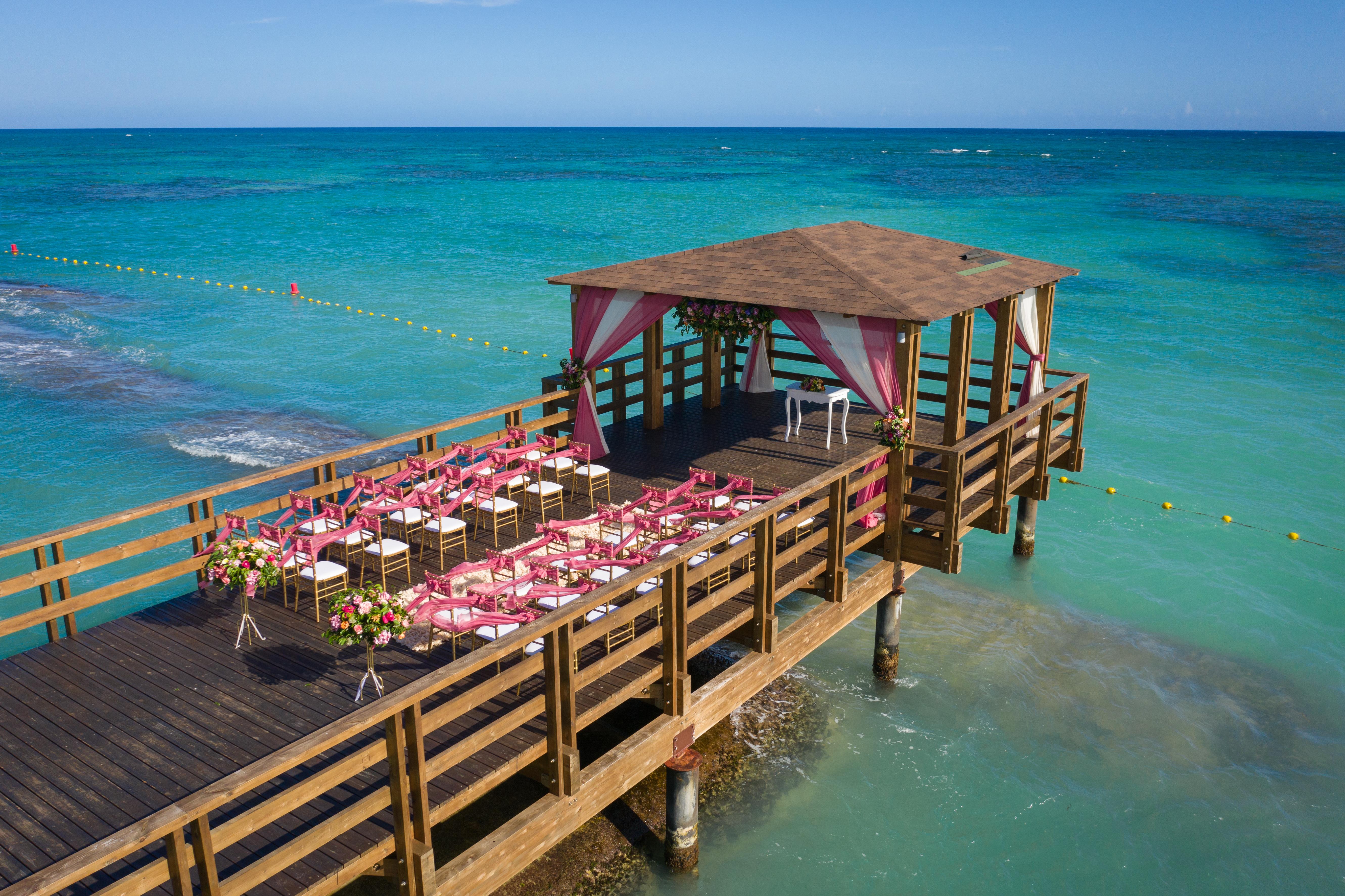 Impressive Premium Punta Cana Hotel Exterior photo